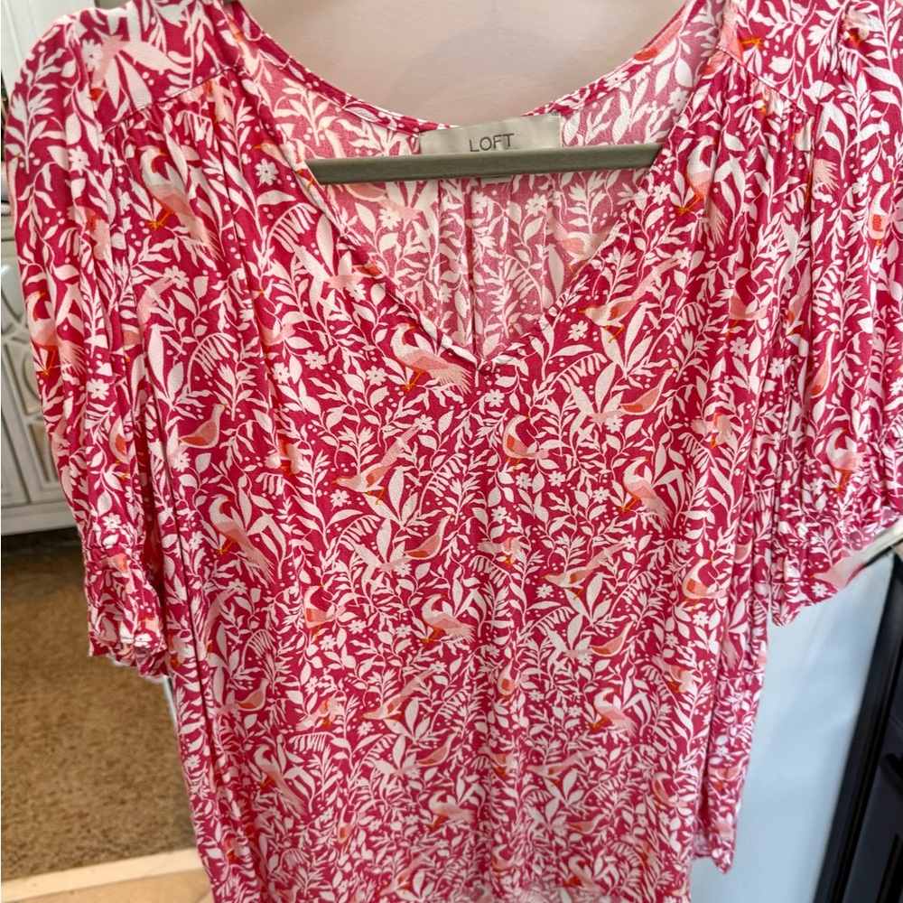 LOFT Pink Floral V-Neck Short Sleeve Top